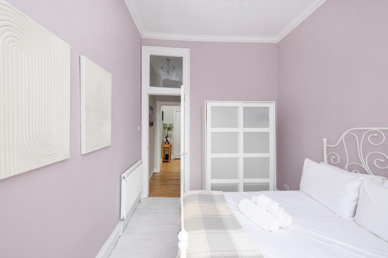 Altido Glamorous 2-Bed Flat Near Edinburgh Castle Bagian luar foto