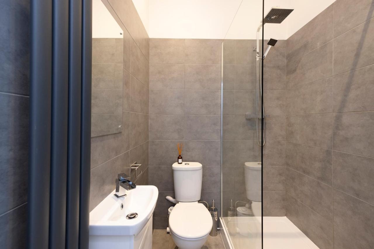 Altido Glamorous 2-Bed Flat Near Edinburgh Castle Bagian luar foto