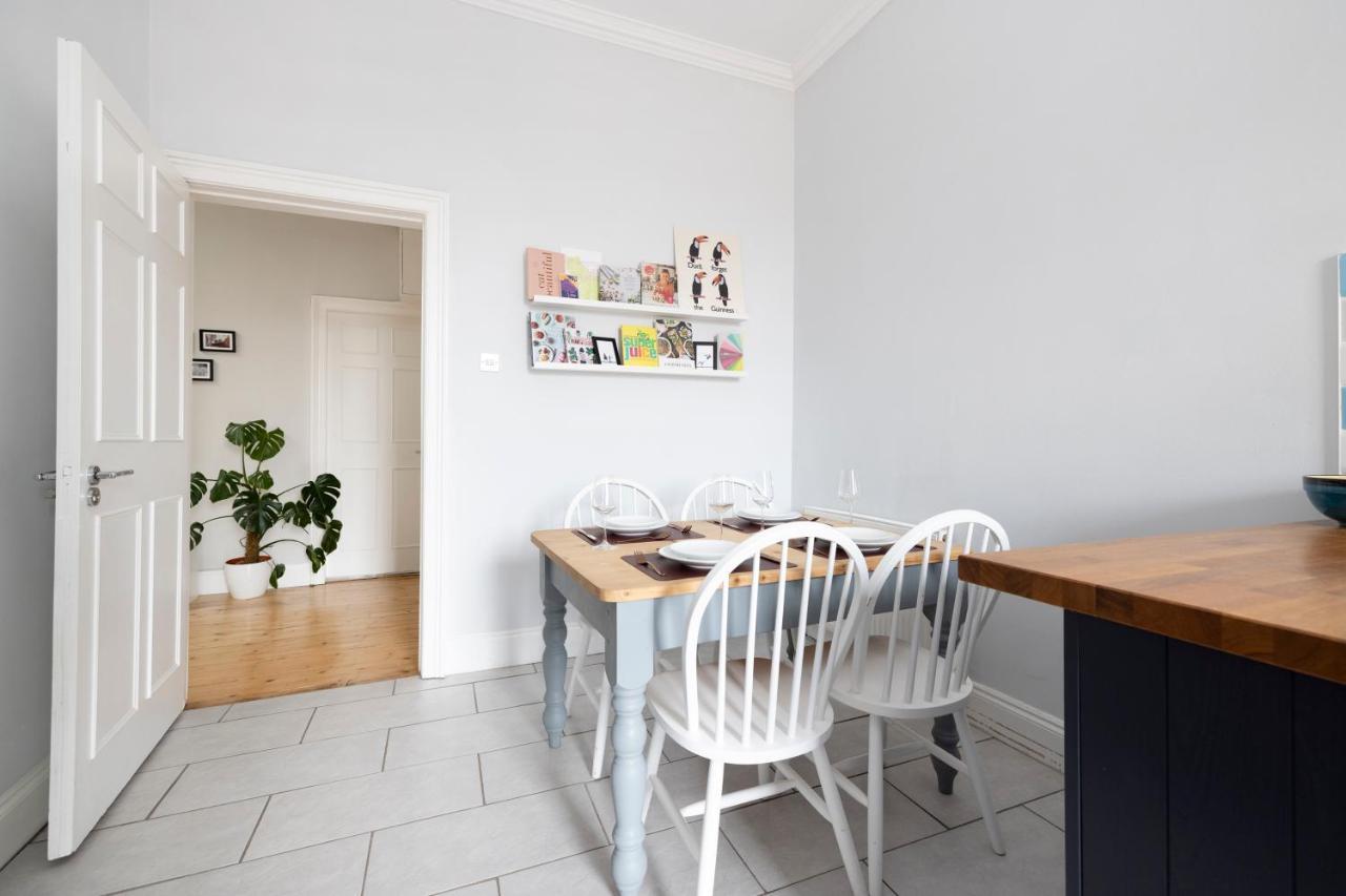 Altido Glamorous 2-Bed Flat Near Edinburgh Castle Bagian luar foto
